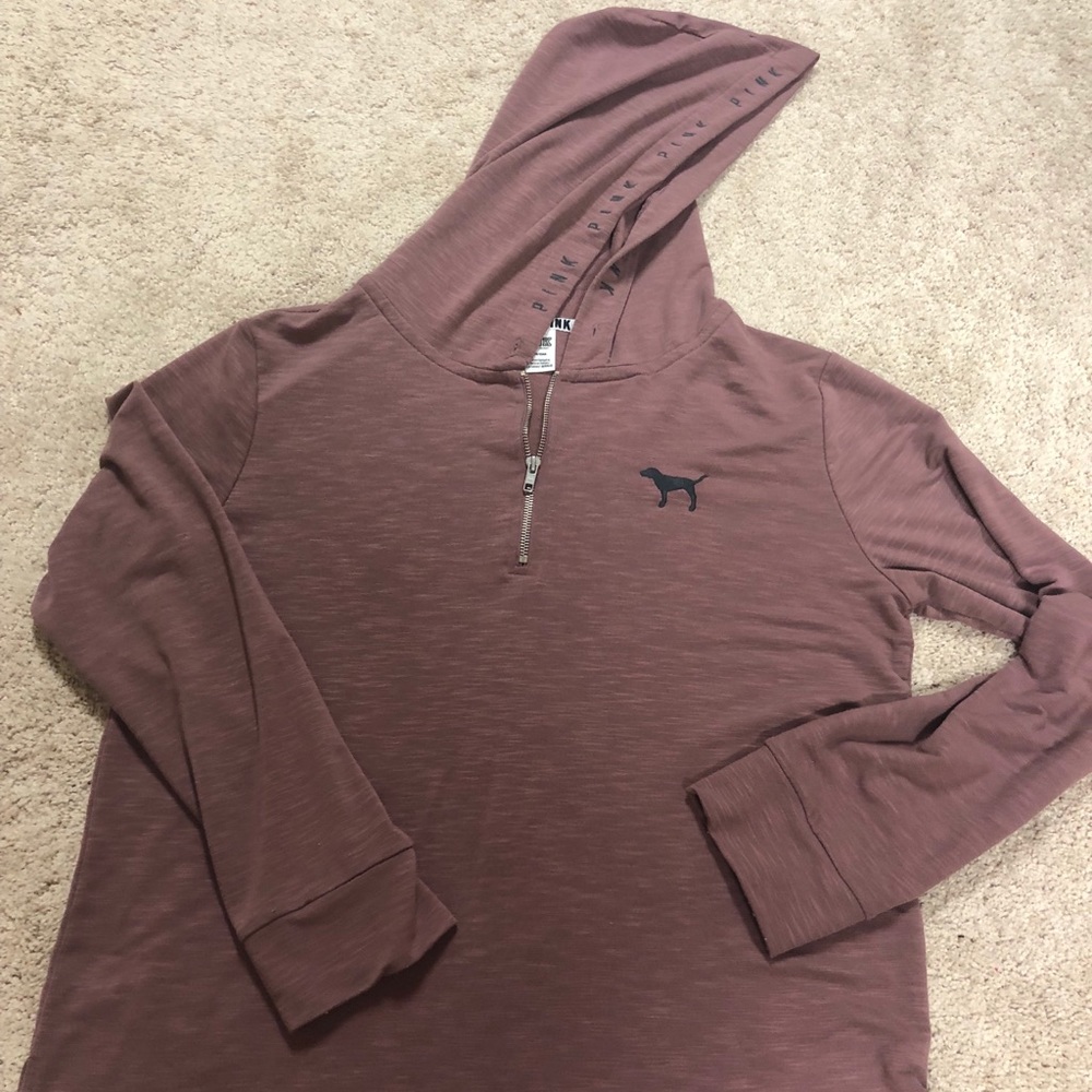 pink sweatshirt